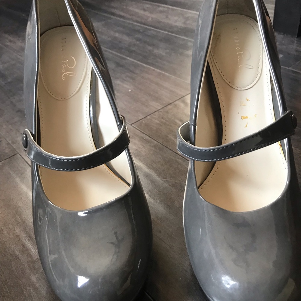 NEW in box patent leather pumps